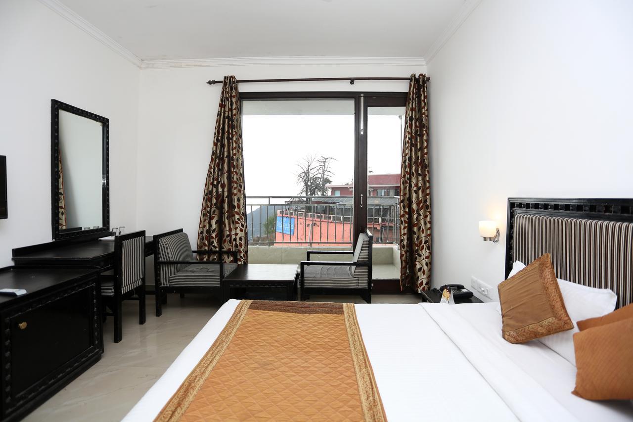 Oyo 1672 Hotel The Pearl Мусори Екстериор снимка